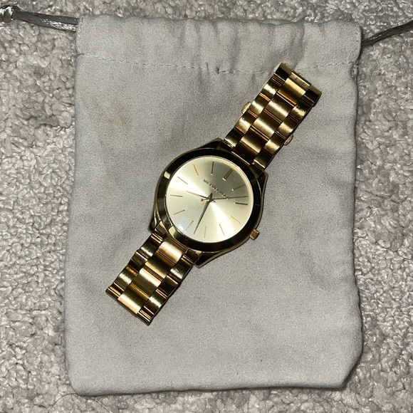 Michael Kors gold watch - Picture 1 of 4